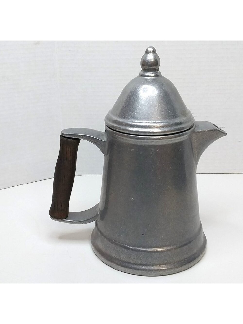 Carson Aluminum Vintage Teapot Coffee Pot Wooden Handle Dome Lid Rustic